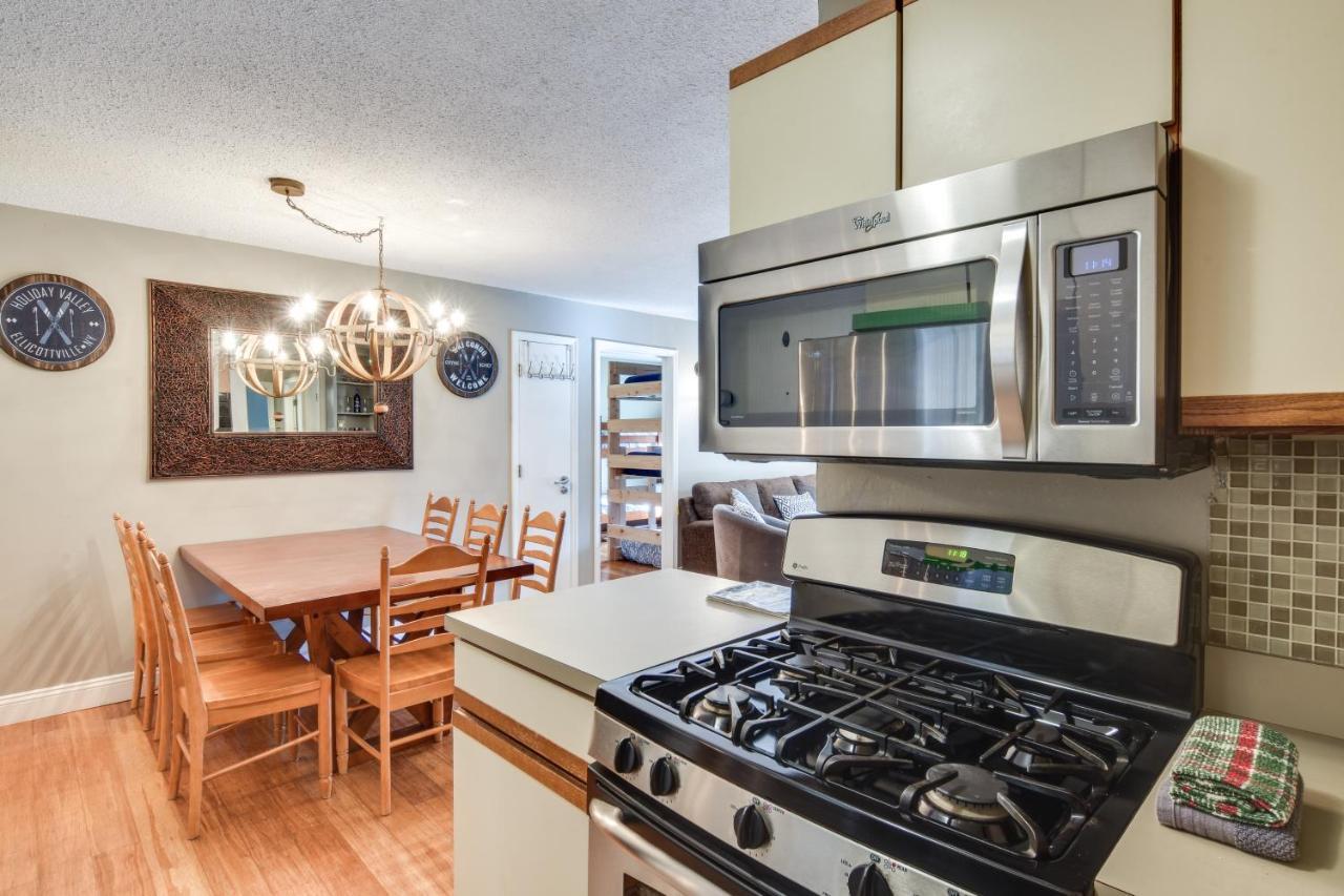 Ski-Inandout And Golf Condo With Aandc At Holiday Valley! Ellicottville Exterior foto