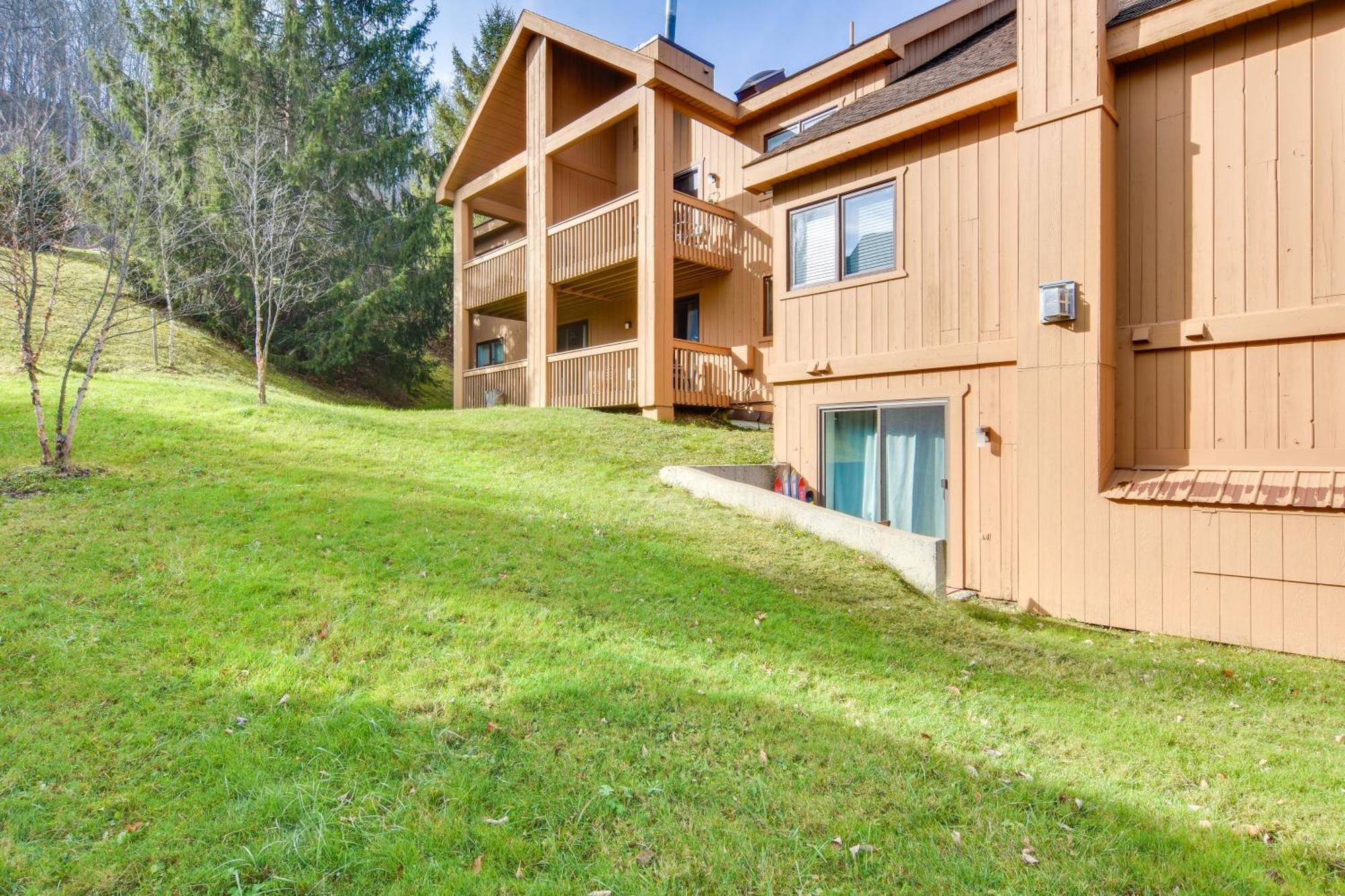 Ski-Inandout And Golf Condo With Aandc At Holiday Valley! Ellicottville Exterior foto